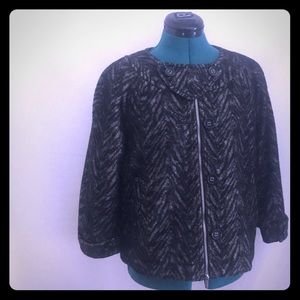 Short waisted printed jacket